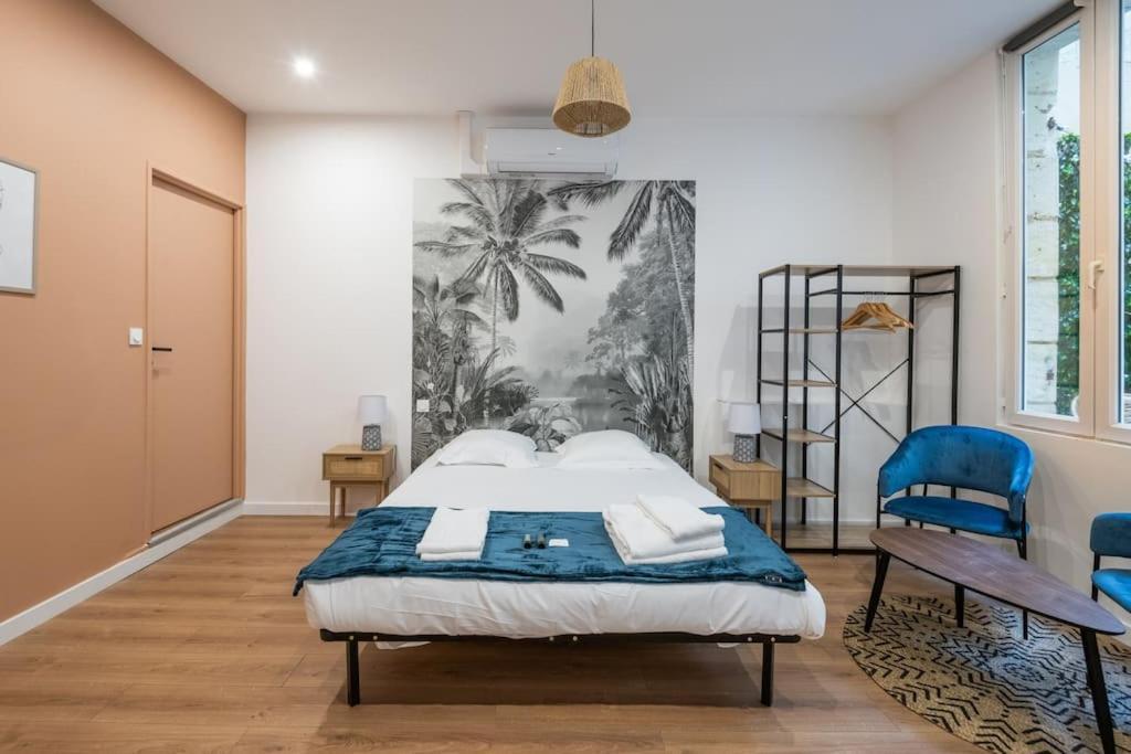 Charmant Cocon Avec Jacuzzi - Bordeaux Centre المظهر الخارجي الصورة