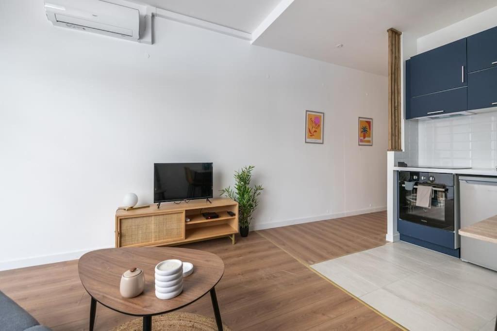 Charmant Cocon Avec Jacuzzi - Bordeaux Centre المظهر الخارجي الصورة